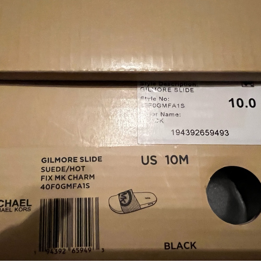 Michael Kors Gilmore slides size 10 nice